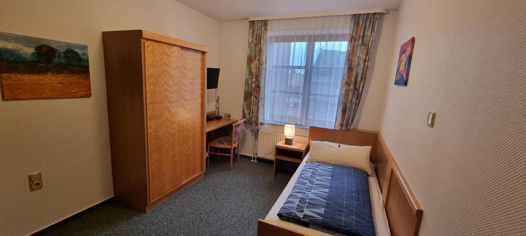 זארשטדט Hotel Alt Oesselse חדר תמונה