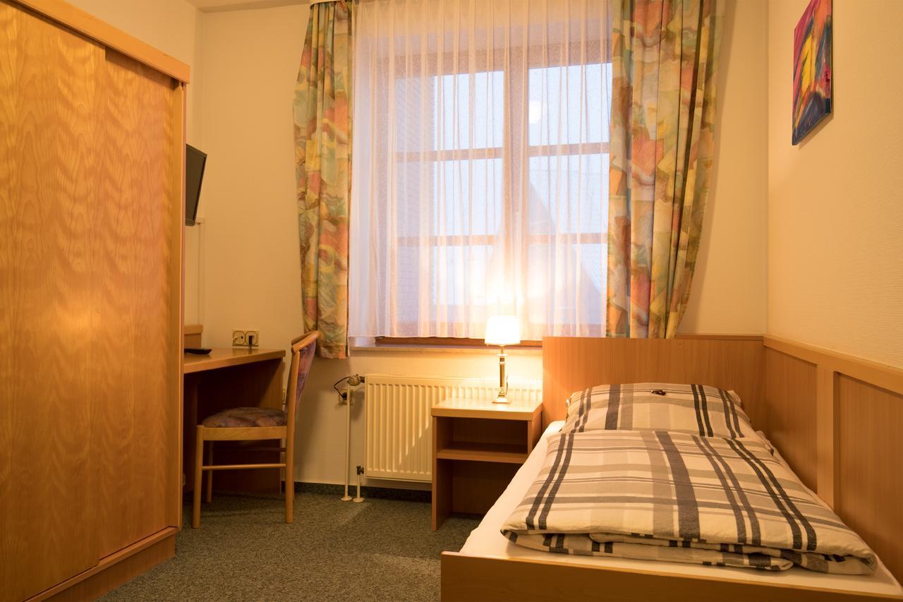זארשטדט Hotel Alt Oesselse מראה חיצוני תמונה